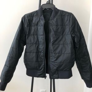 Reversible bomber jacket